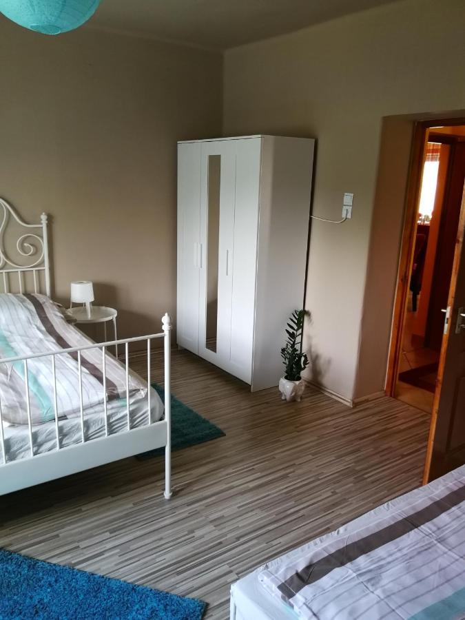 Zso-Ze Apartman Tiszafüred المظهر الخارجي الصورة
