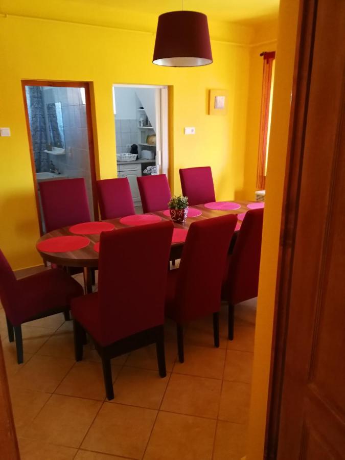 Zso-Ze Apartman Tiszafüred المظهر الخارجي الصورة