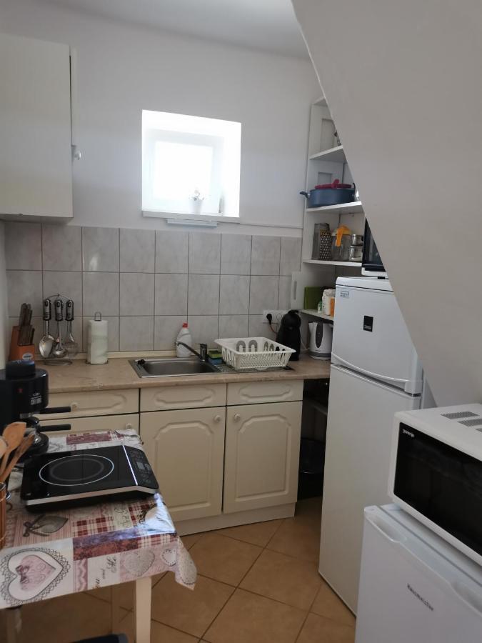 Zso-Ze Apartman Tiszafüred المظهر الخارجي الصورة